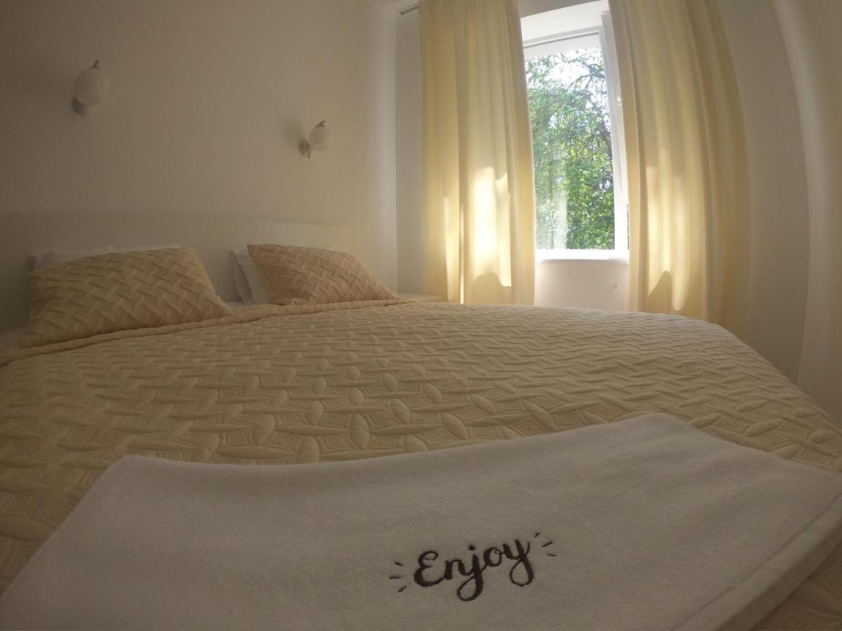 Boutique Hotel Enjoy Sergeevka Exterior foto